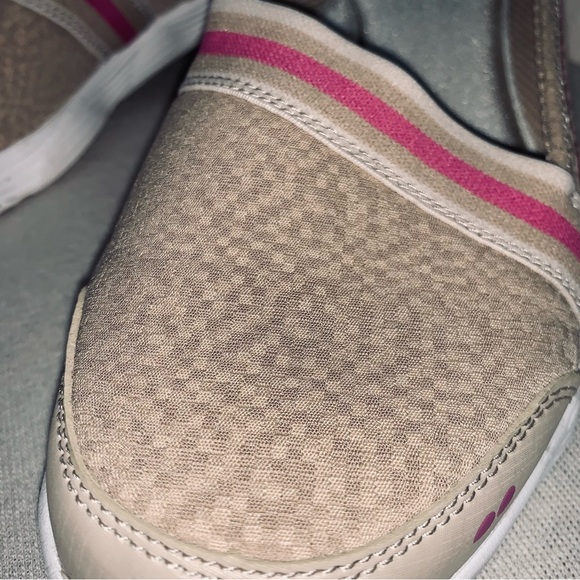 Ryka Women's 9 Slip On - Picture 8 of 10